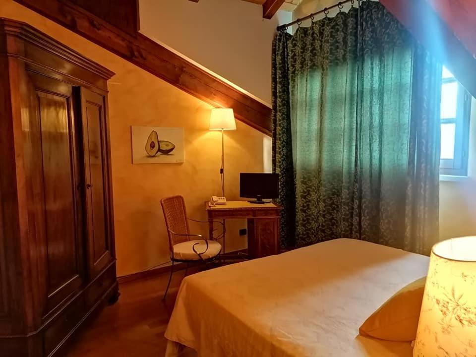 Castello San Giuseppe - Historical Bed And Breakfast 查维然诺 外观 照片