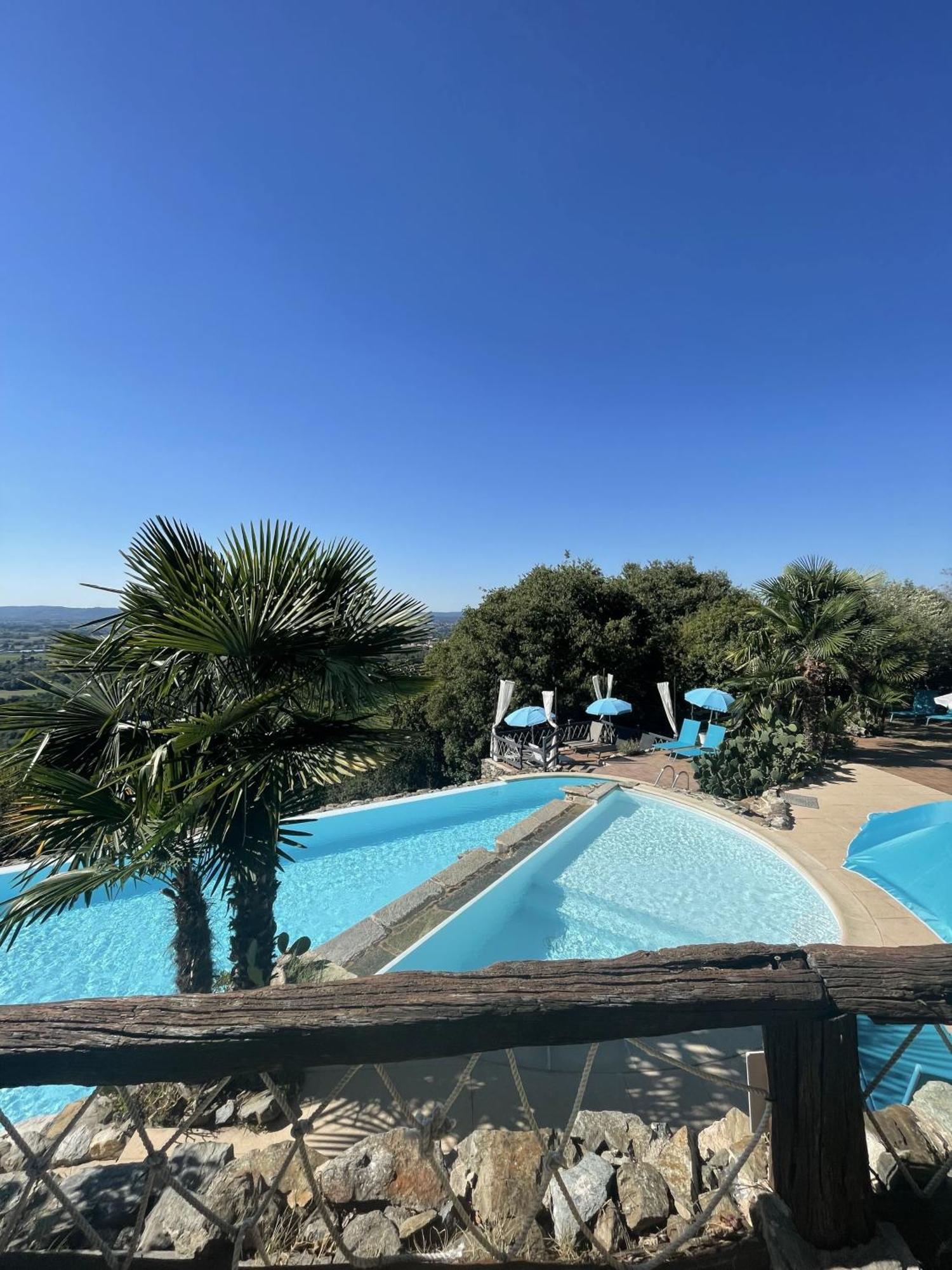 Castello San Giuseppe - Historical Bed And Breakfast 查维然诺 外观 照片